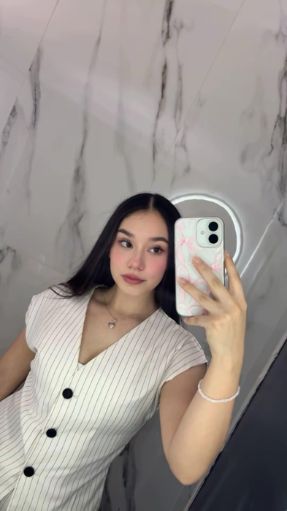 Valeria Flores Juarez
