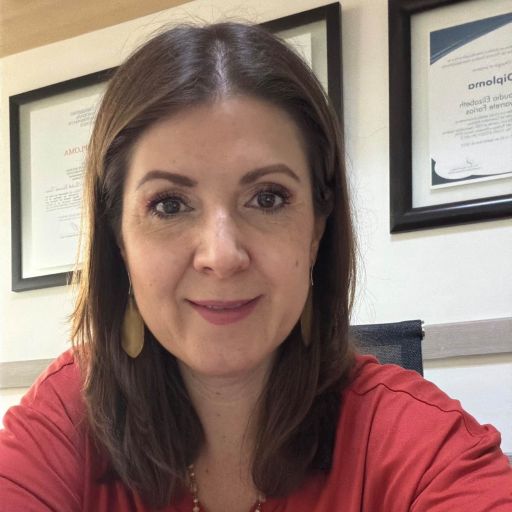 Claudia Elizabeth Navarrete Farias