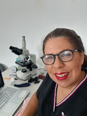 Aura Josefina Pereira Molina