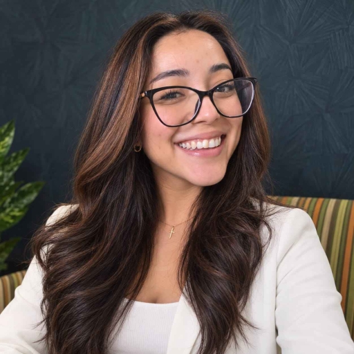 Ana Valeria Montoya Del Toro Licenciado en Nutrición