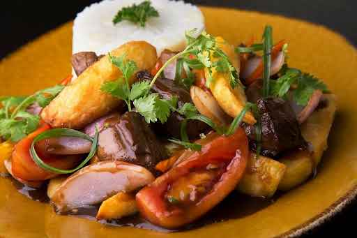 Lomo Saltado de 267 Kcal