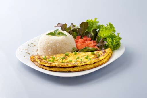 Omelete com Arroz e Salada de 308.2 Kcal