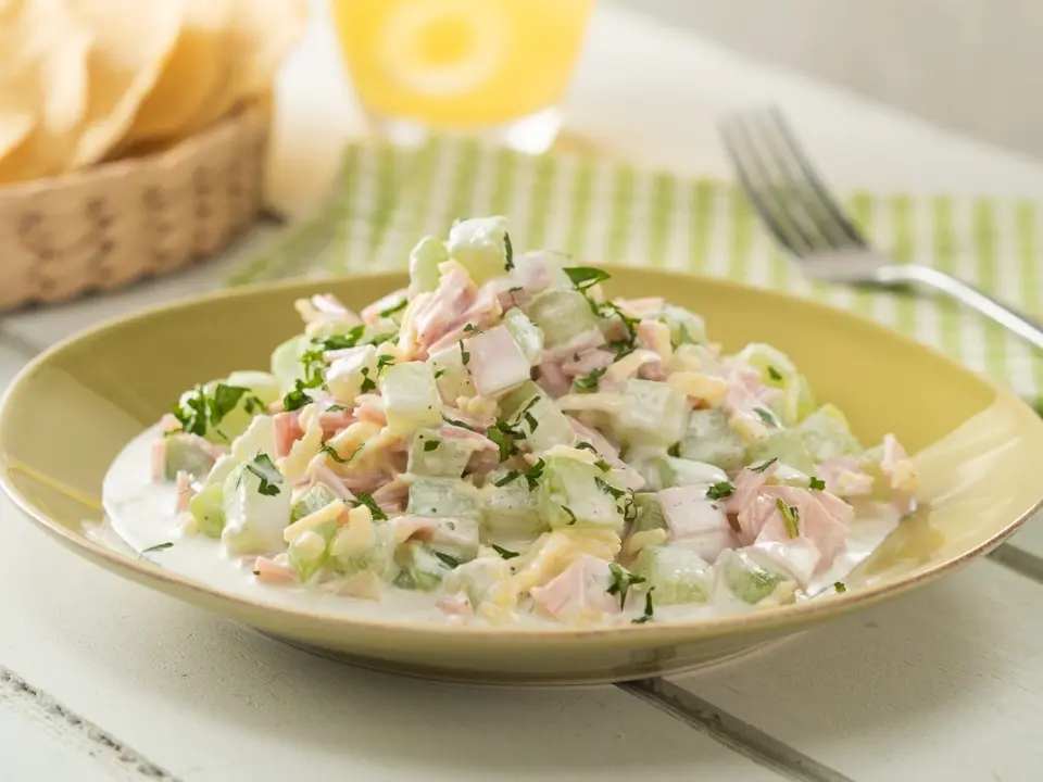 Chayotes con jamón de pavo y queso en airfryer