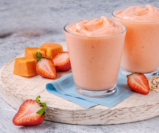 Licuado de fresa y papaya de 145 Kcal