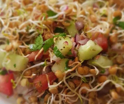 Ensalada de germen de lenteja y pollo