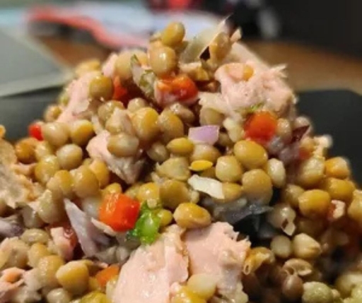 Ceviche de lentejas y atún
