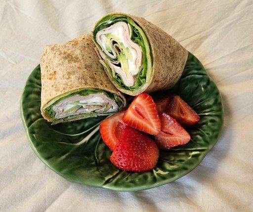 Wrap de pavo con fresas
