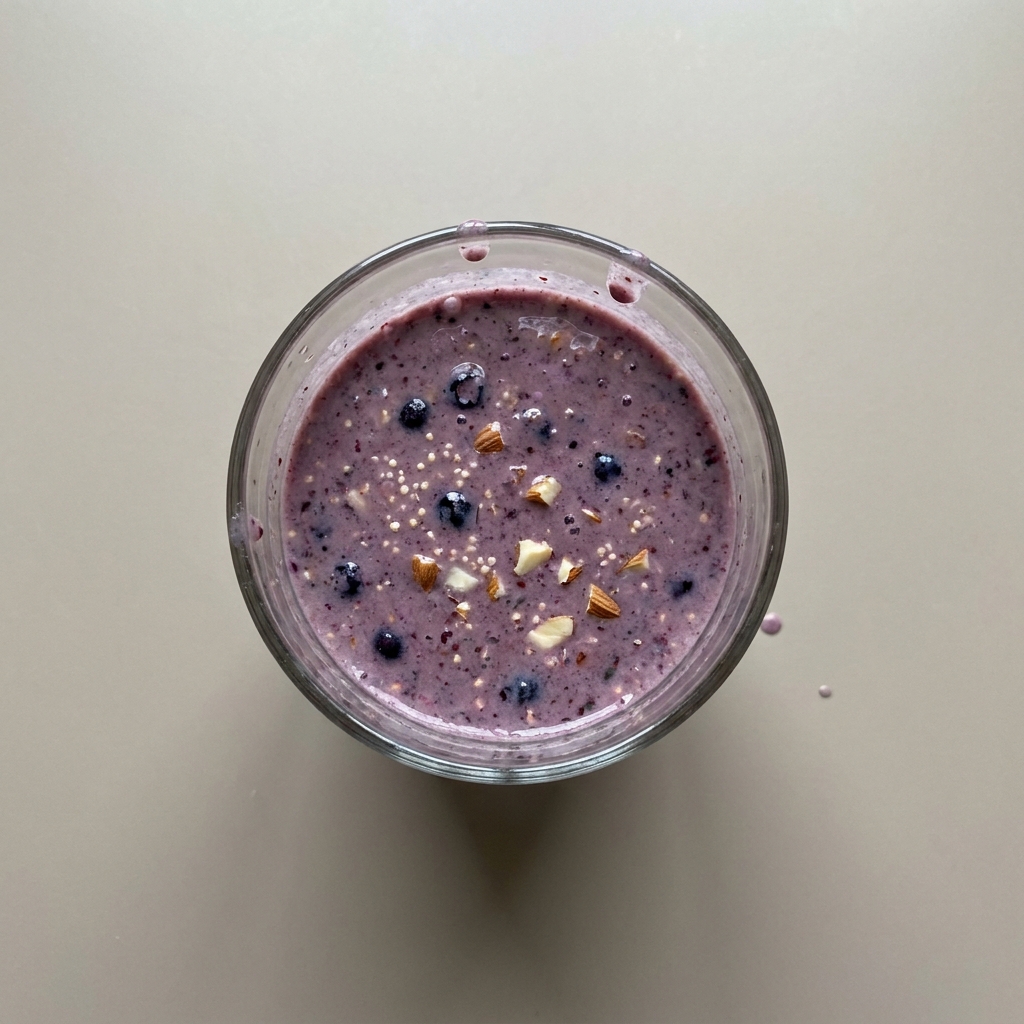 Licuado de yogurt con arándano,amaranto, y almendra