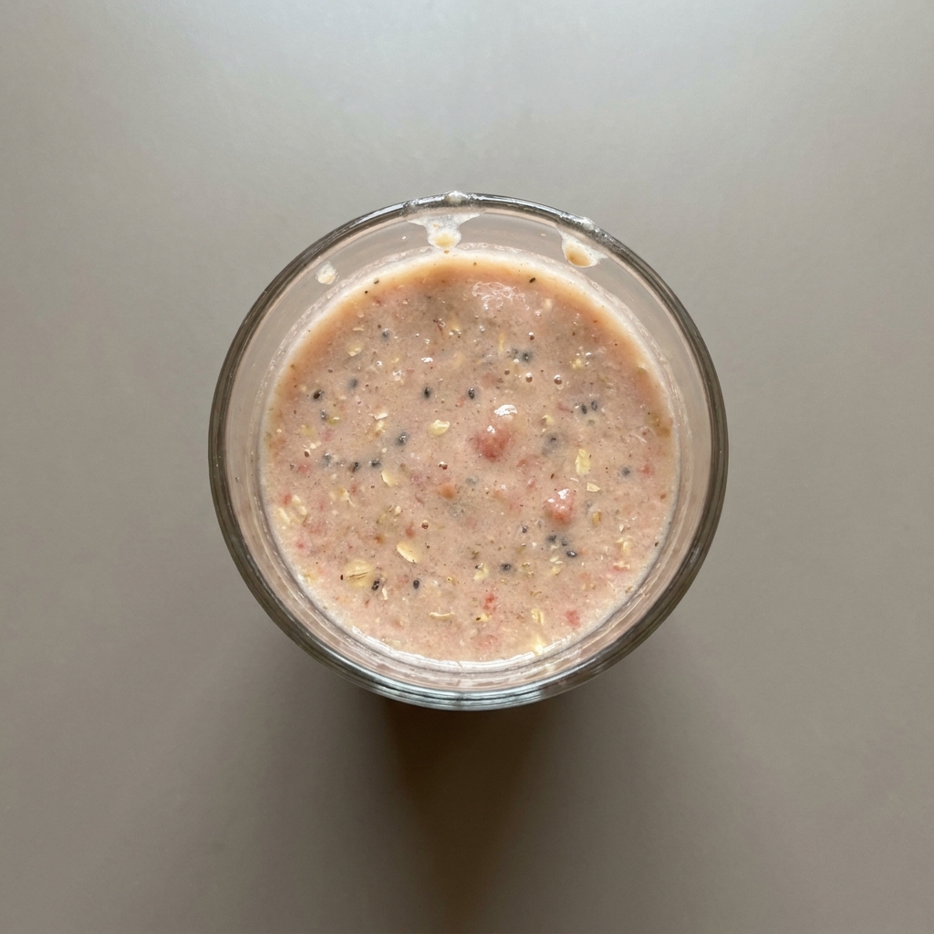 Licuado de guayaba, avena y semilla de chia