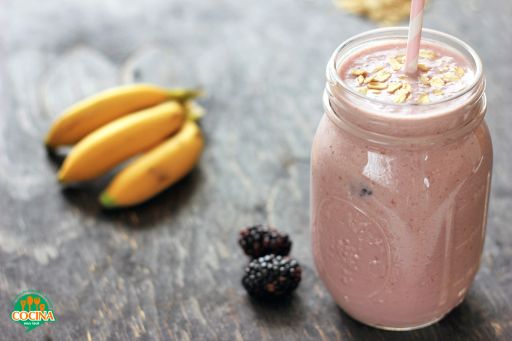 Smoothie de zarzamora y plátano de 312 Kcal