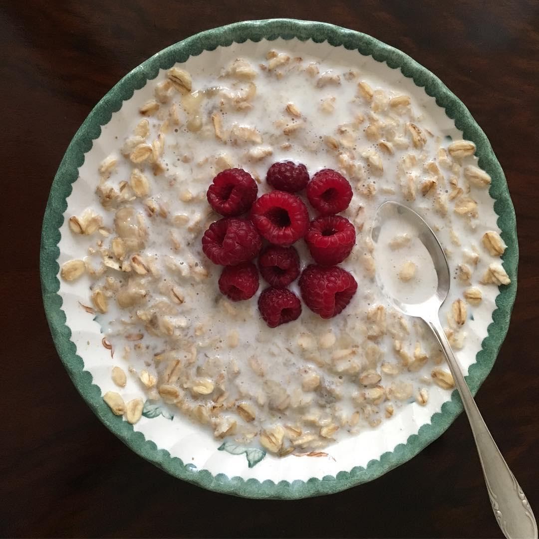 Yogurt con avena y chía