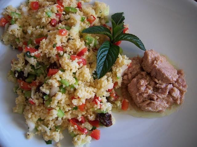 Cous cous con vegetales y atún